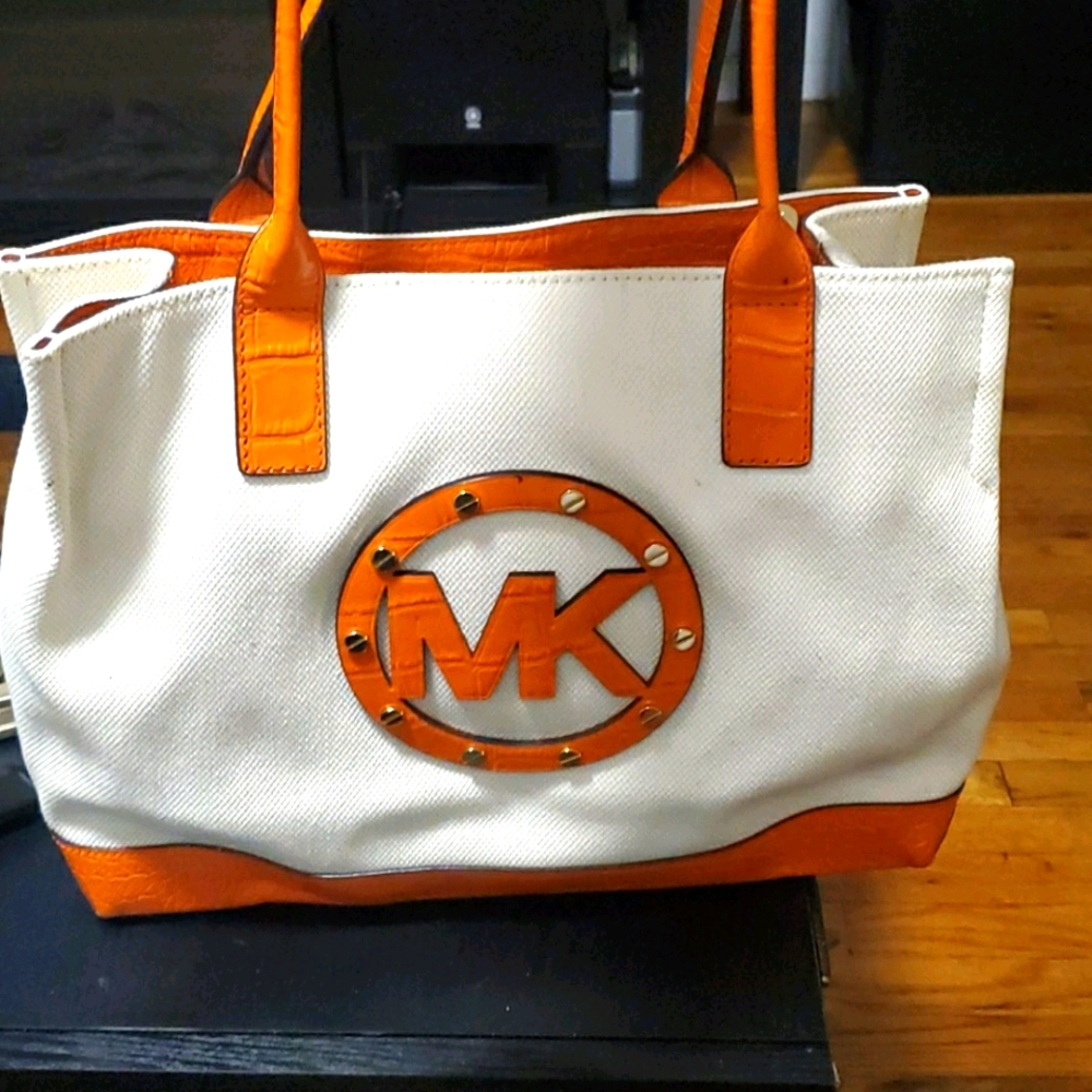 Michael kors Canvas and Leather bag